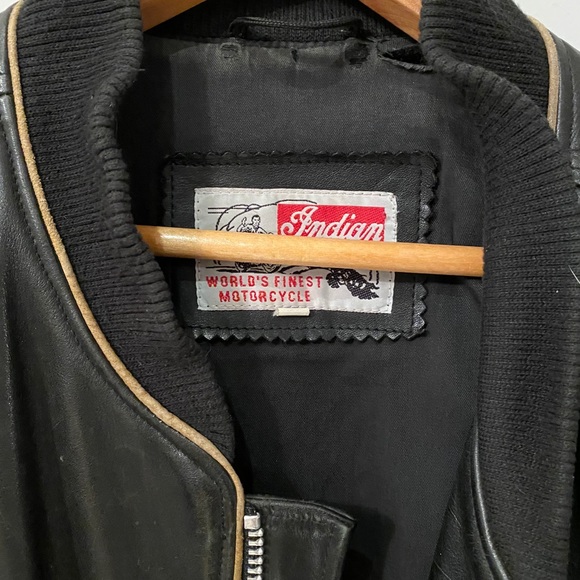 Leather jacket - Picture 2 of 3